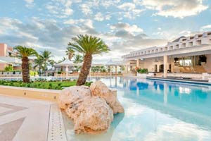 Wyndham Grand Cancun Resort and Villas All Inclusive